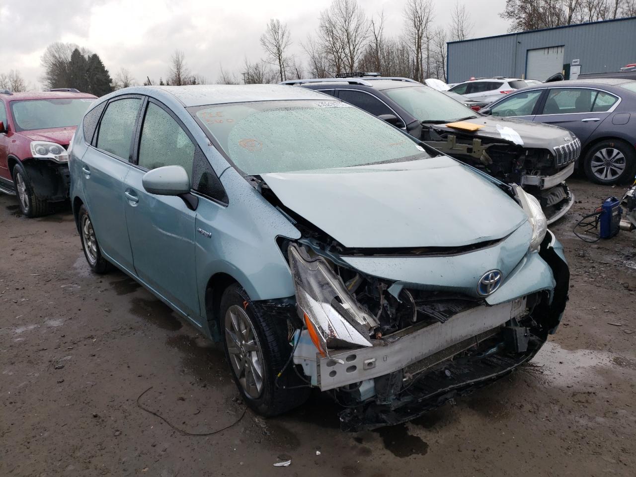 TOYOTA PRIUS V 2015 with VIN JTDZN3EUXFJ032074 - Photo from auction