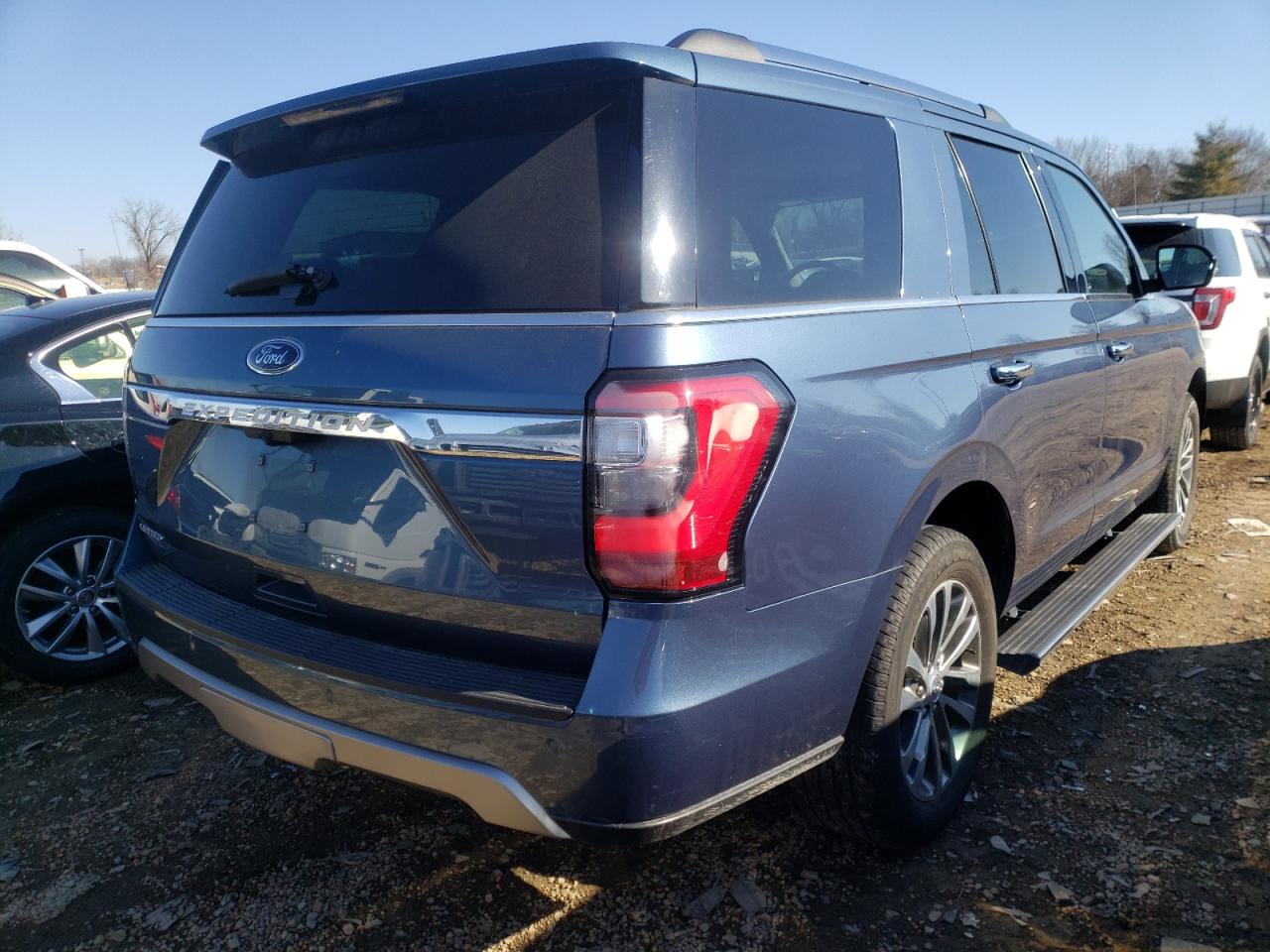 Photo 4 from auction – 2018 FORD EXPEDITION with VIN 1FMJU2AT7JEA01109