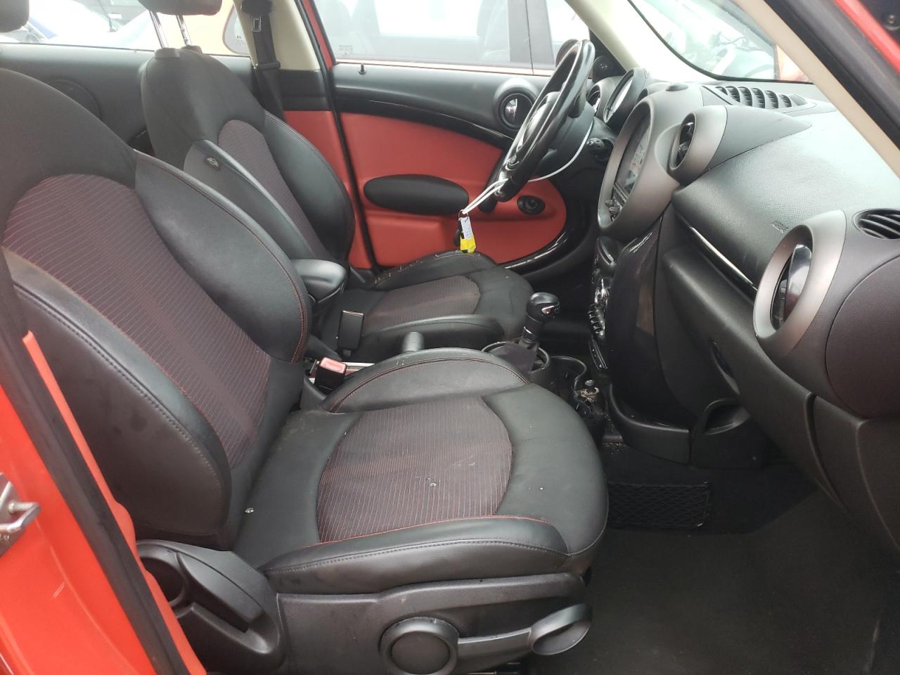 صورة رقم 5 من المزاد - 2011 MINI COOPER COU مع VIN WMWZB3C5XBWH94953