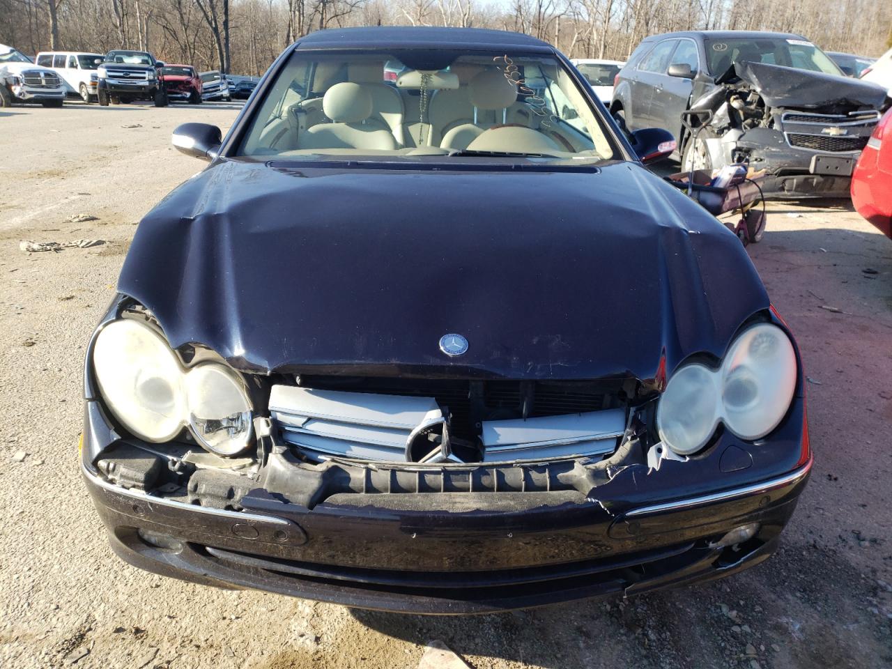 Photo 9 from auction – 2004 MERCEDES-BENZ CLK 320 with VIN WDBTK65G64T020059