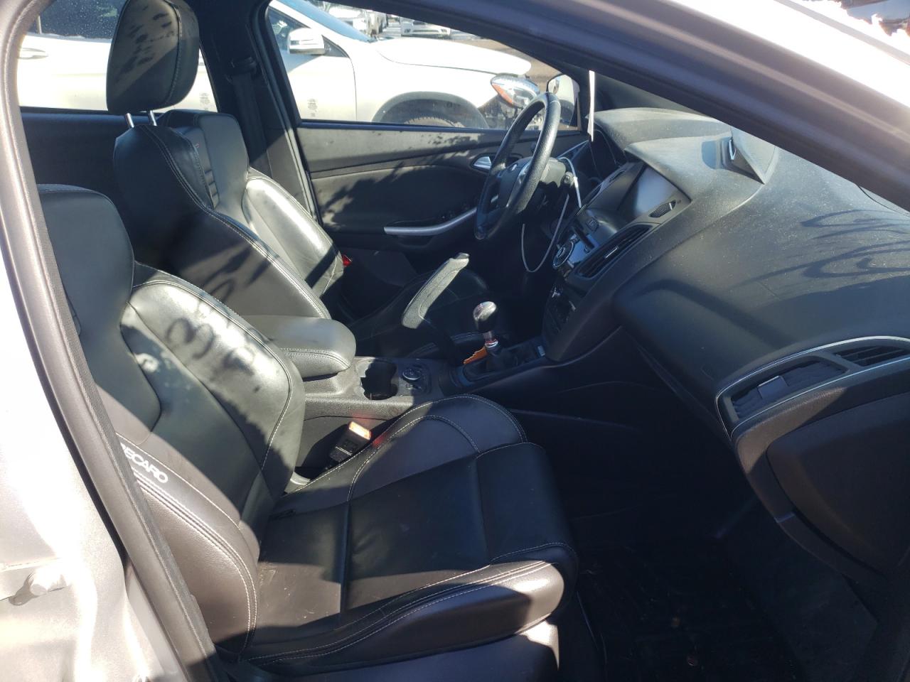 Photo 5 from auction – 2013 FORD FOCUS ST with VIN 1FADP3L98DL284285