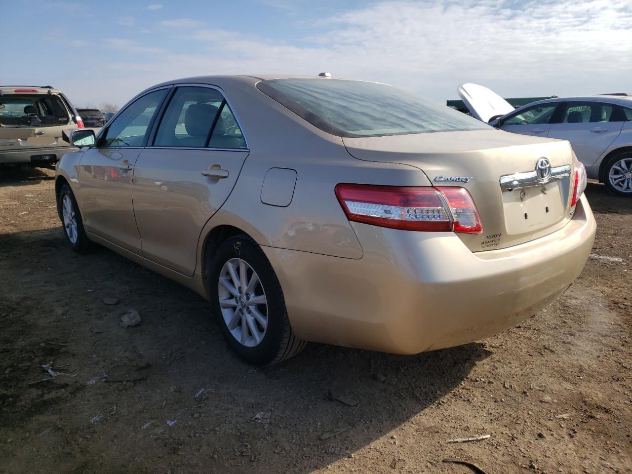 Photo 3 from auction – 2010 TOYOTA CAMRY BASE with VIN 4T1BF3EK5AU537665