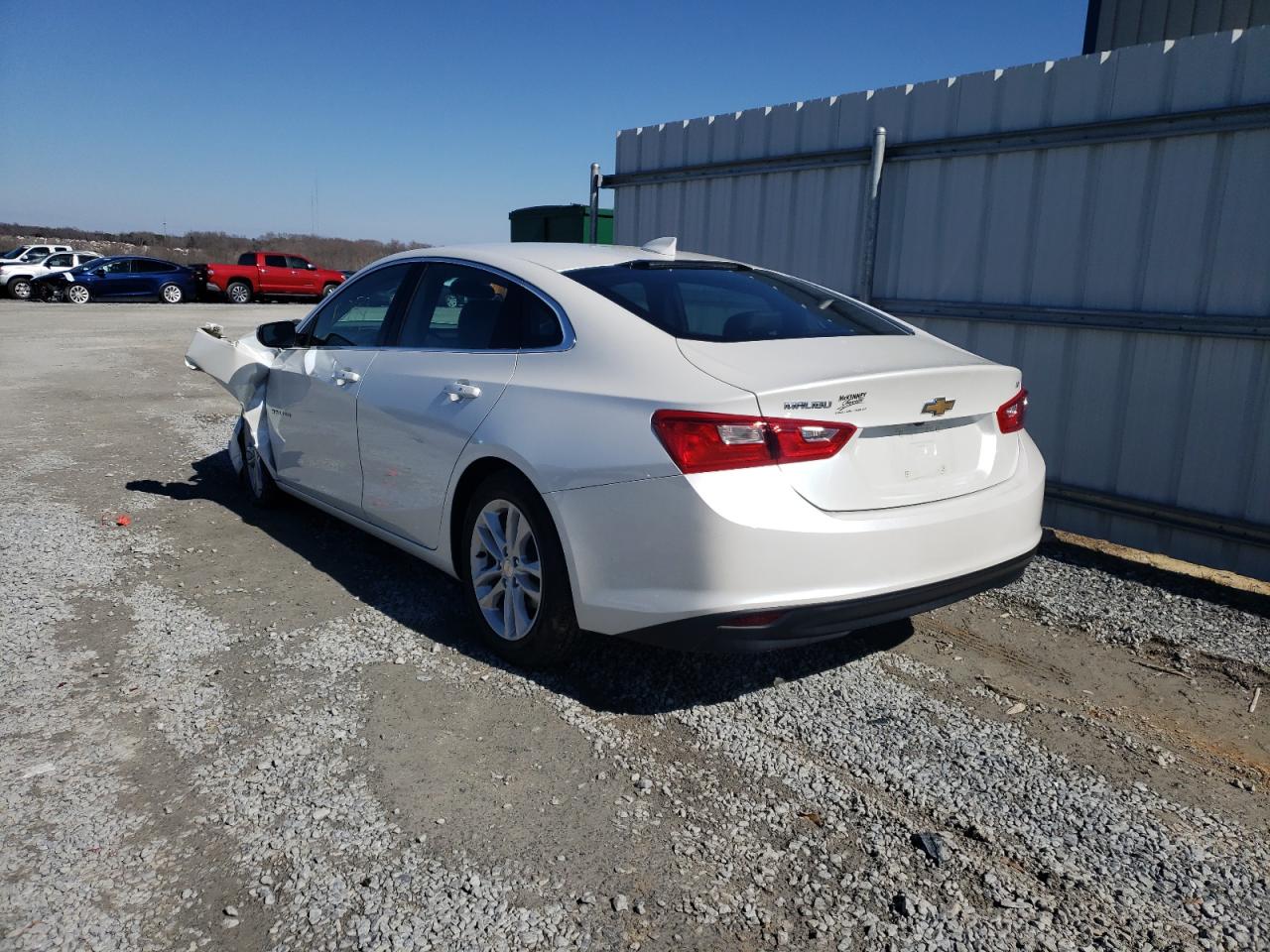 Photo 3 from auction – 2016 CHEVROLET MALIBU LT with VIN 1G1ZE5ST0GF333117