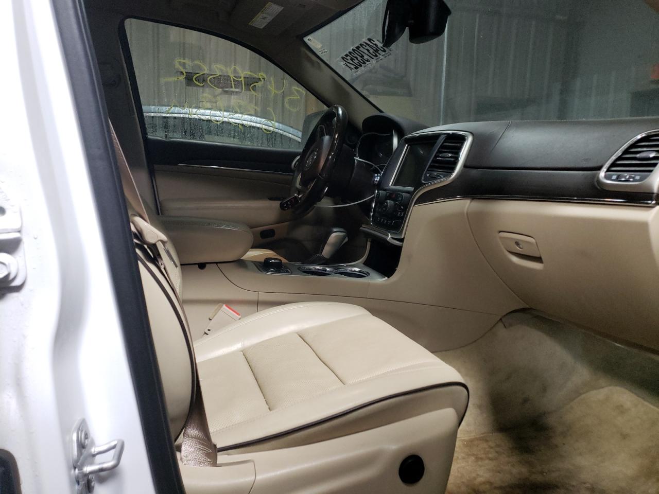 Photo 5 from auction – 2017 JEEP GRAND CHER with VIN 1C4RJFCG0HC956959