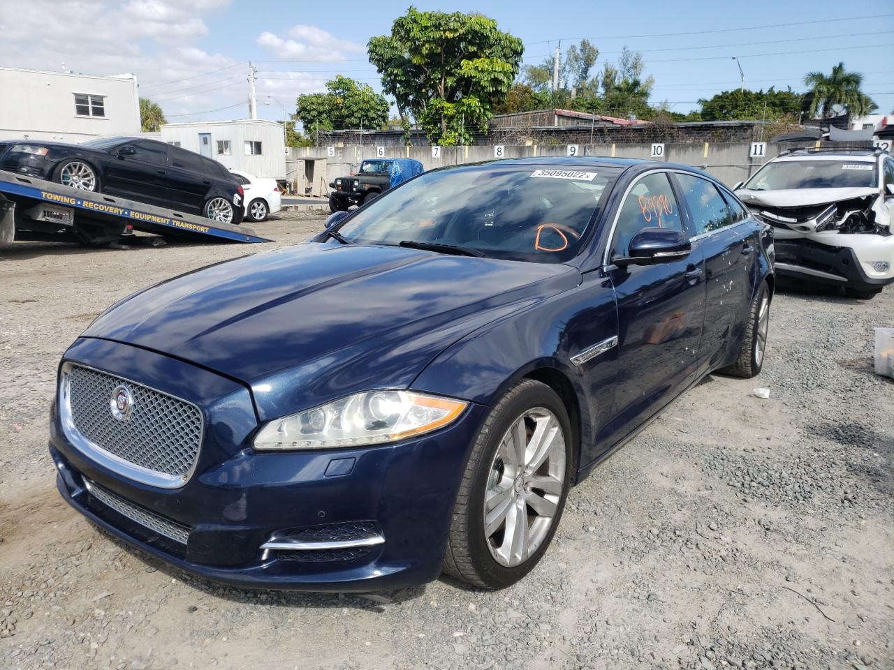 Photo 2 from auction – 2011 JAGUAR XJL with VIN SAJWA2GBXBLV13690