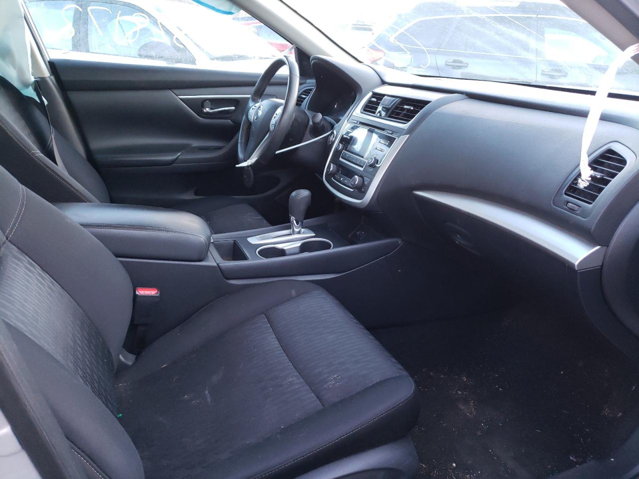 Photo 5 from auction – 2017 NISSAN ALTIMA 2.5 with VIN 1N4AL3AP8HC232323
