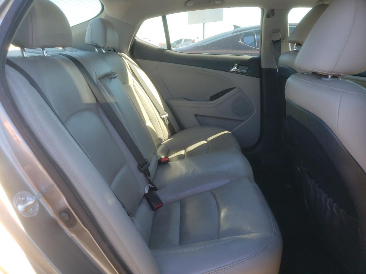 Photo 6 from auction – 2013 KIA OPTIMA EX with VIN 5XXGN4A71DG163621