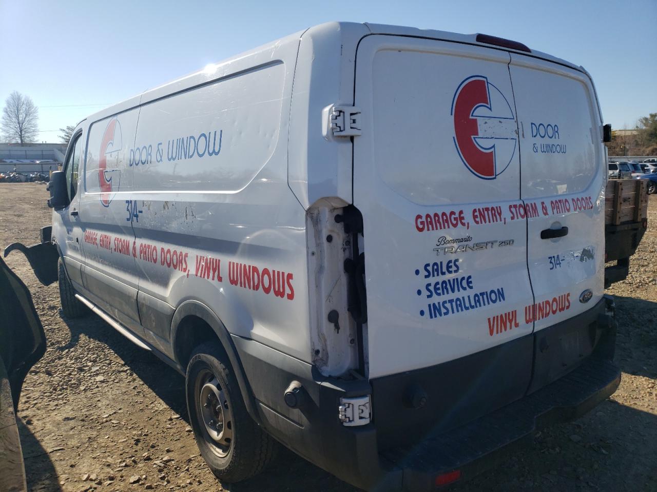 Photo 3 from auction – 2016 FORD TRANSIT T- with VIN 1FTYR2YM1GKA82864