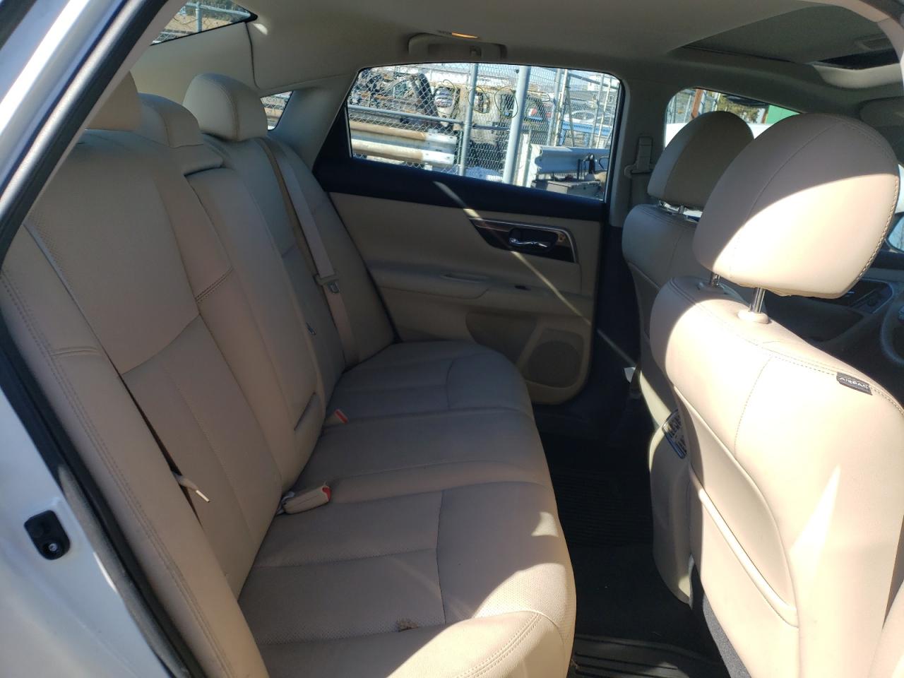Photo 6 from auction – 2015 NISSAN ALTIMA 2.5 with VIN 1N4AL3AP5FC226296