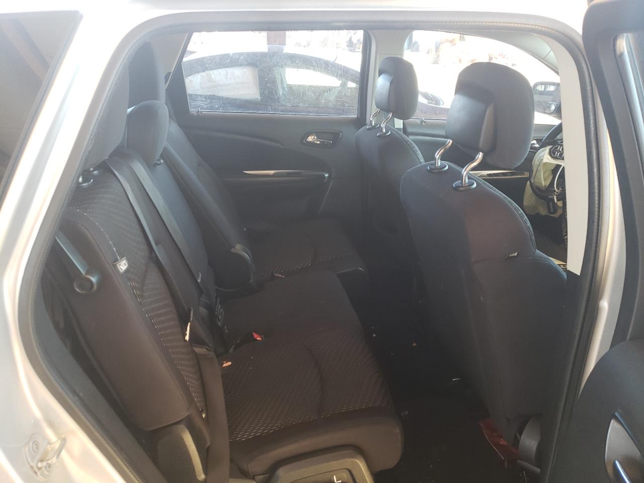 Photo 6 from auction – 2014 DODGE JOURNEY SE with VIN 3C4PDCAB0ET104373