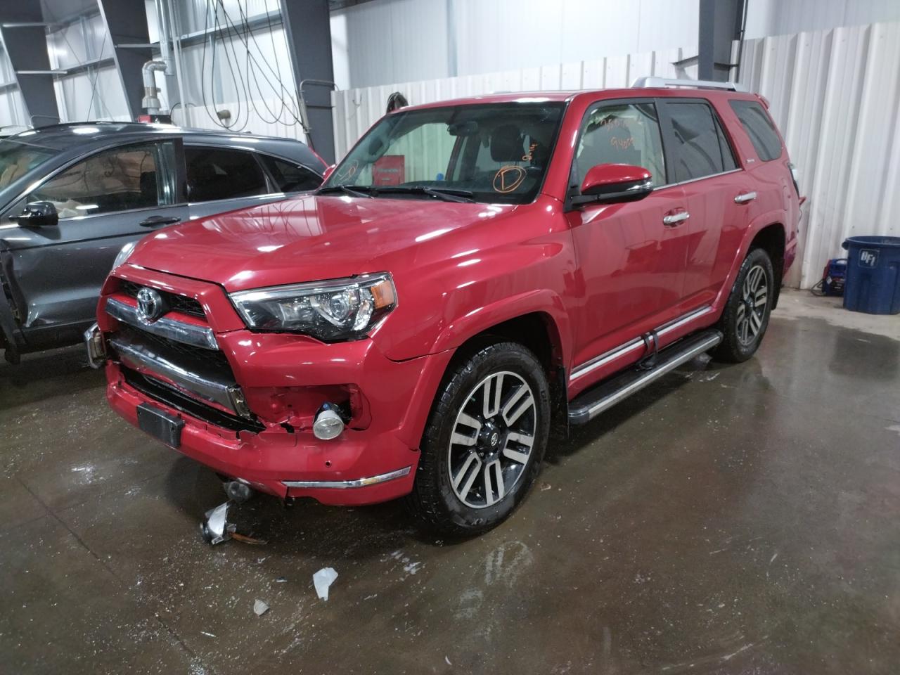 Photo 2 from auction – 2016 TOYOTA 4RUNNER SR with VIN JTEBU5JR3G5340565