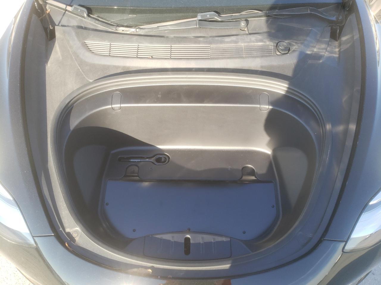 Photo 7 from auction – 2019 TESLA MODEL 3 with VIN 5YJ3E1EA4KF297820