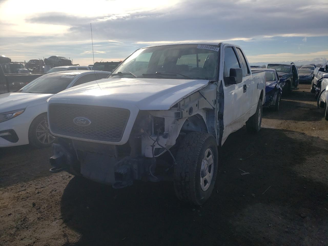 Photo 2 from auction – 2004 FORD F150 with VIN 1FTPX14564NA37634
