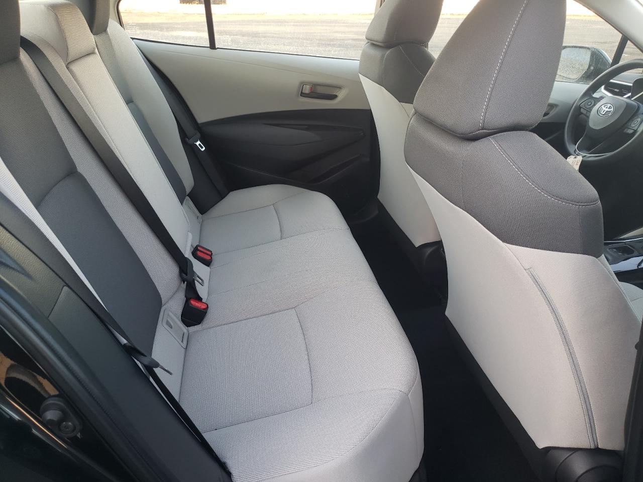 Photo 6 from auction – 2022 TOYOTA COROLLA LE with VIN JTDEPMAE8NJ200158