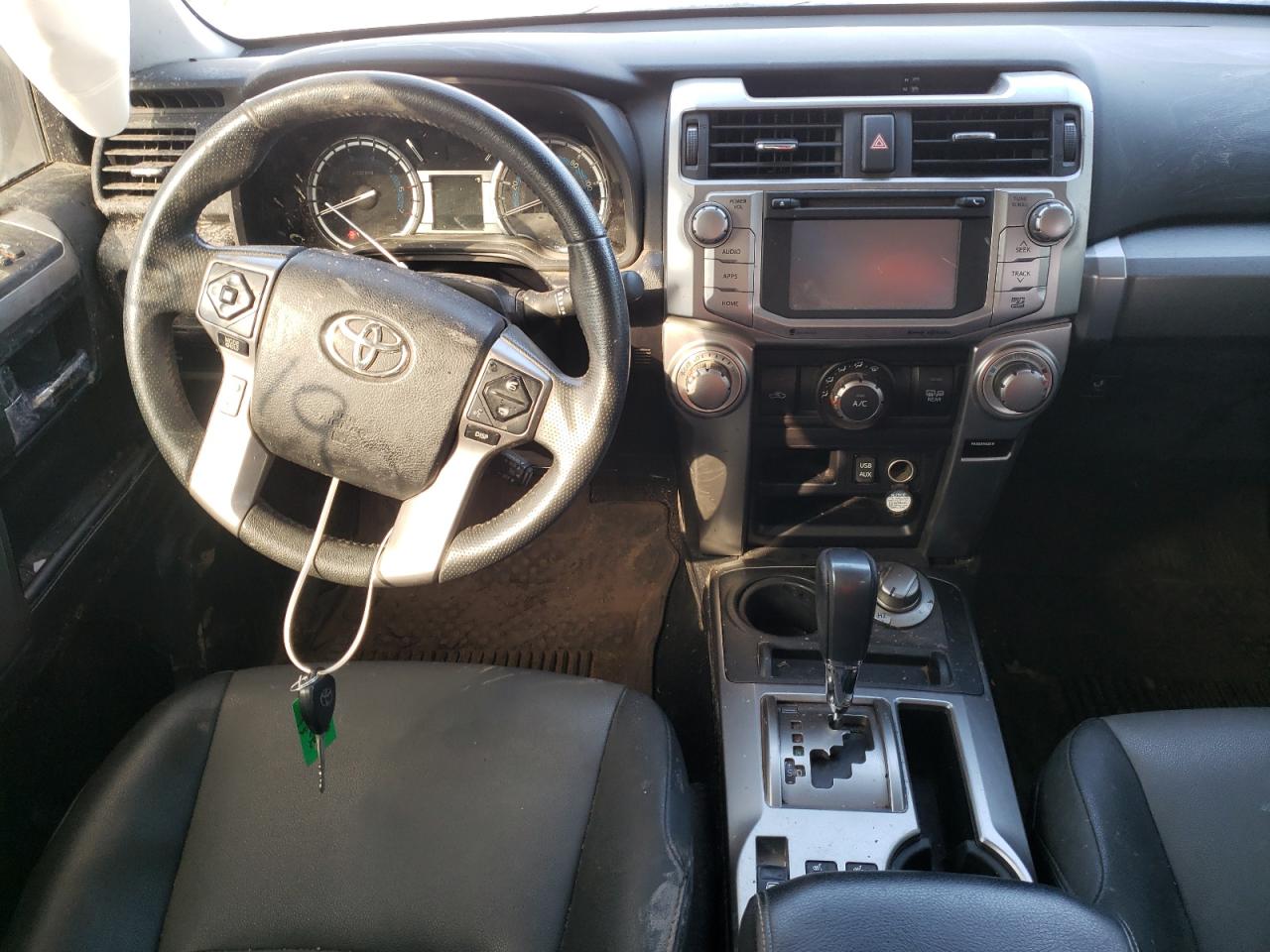 Photo 9 from auction – 2019 TOYOTA 4RUNNER SR with VIN JTEBU5JR2K5628618