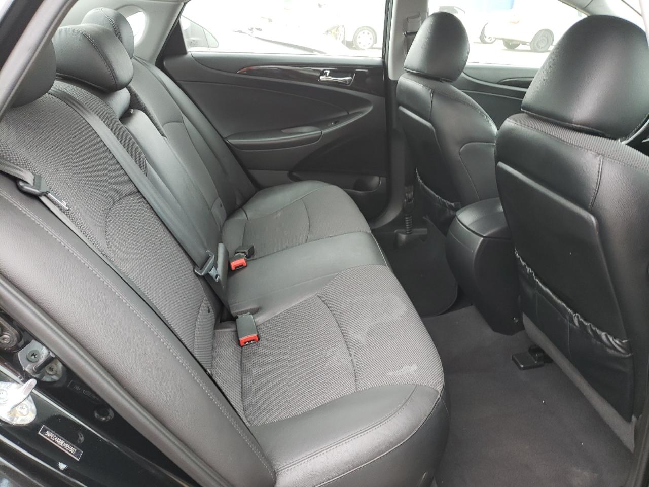Photo 6 from auction – 2014 HYUNDAI SONATA SE with VIN 5NPEC4AB8EH851607