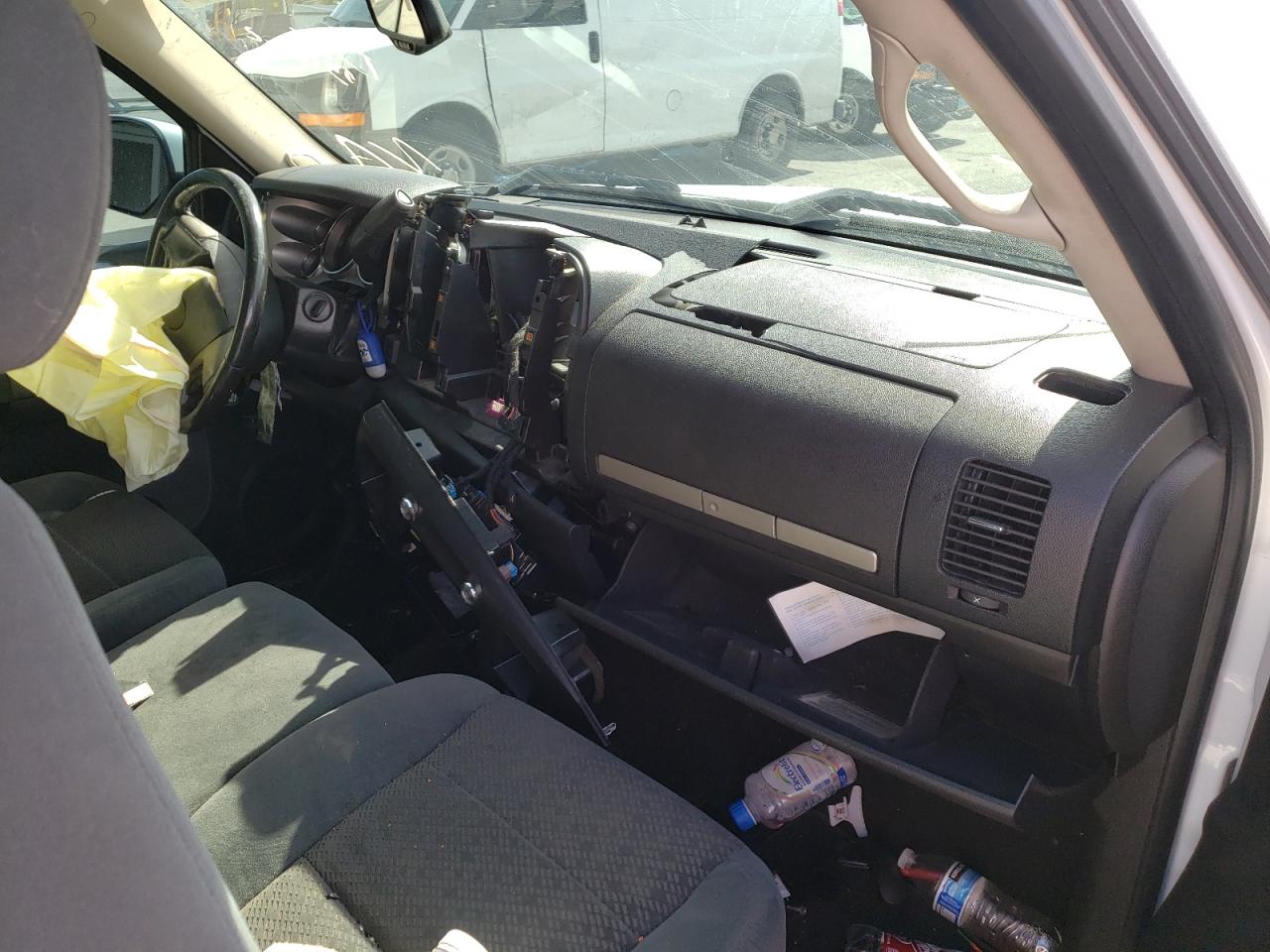 Photo 9 from auction – 2007 GMC NEW SIERRA with VIN 1GTEC14CX7Z533258