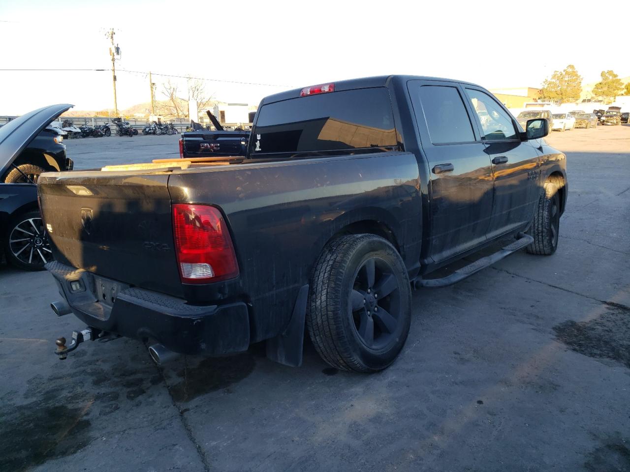 Photo 4 from auction – 2015 RAM 1500 ST with VIN 3C6RR7KT6FG676588