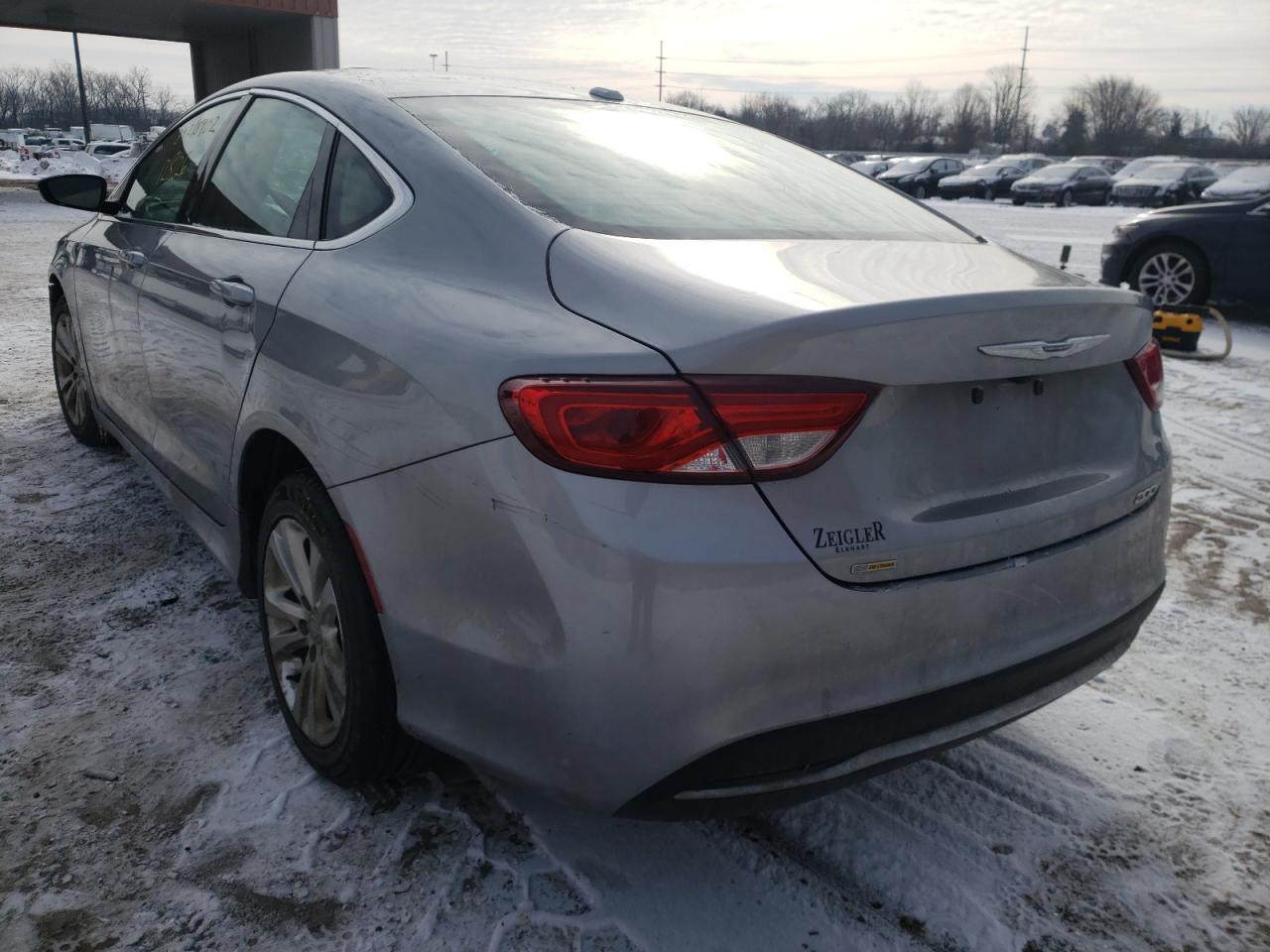 Photo 3 from auction – 2015 CHRYSLER 200 LIMITE with VIN 1C3CCCAB6FN725012
