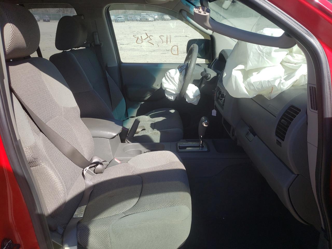 Photo 5 from auction – 2006 NISSAN FRONTIER C with VIN 1N6AD07U96C402363