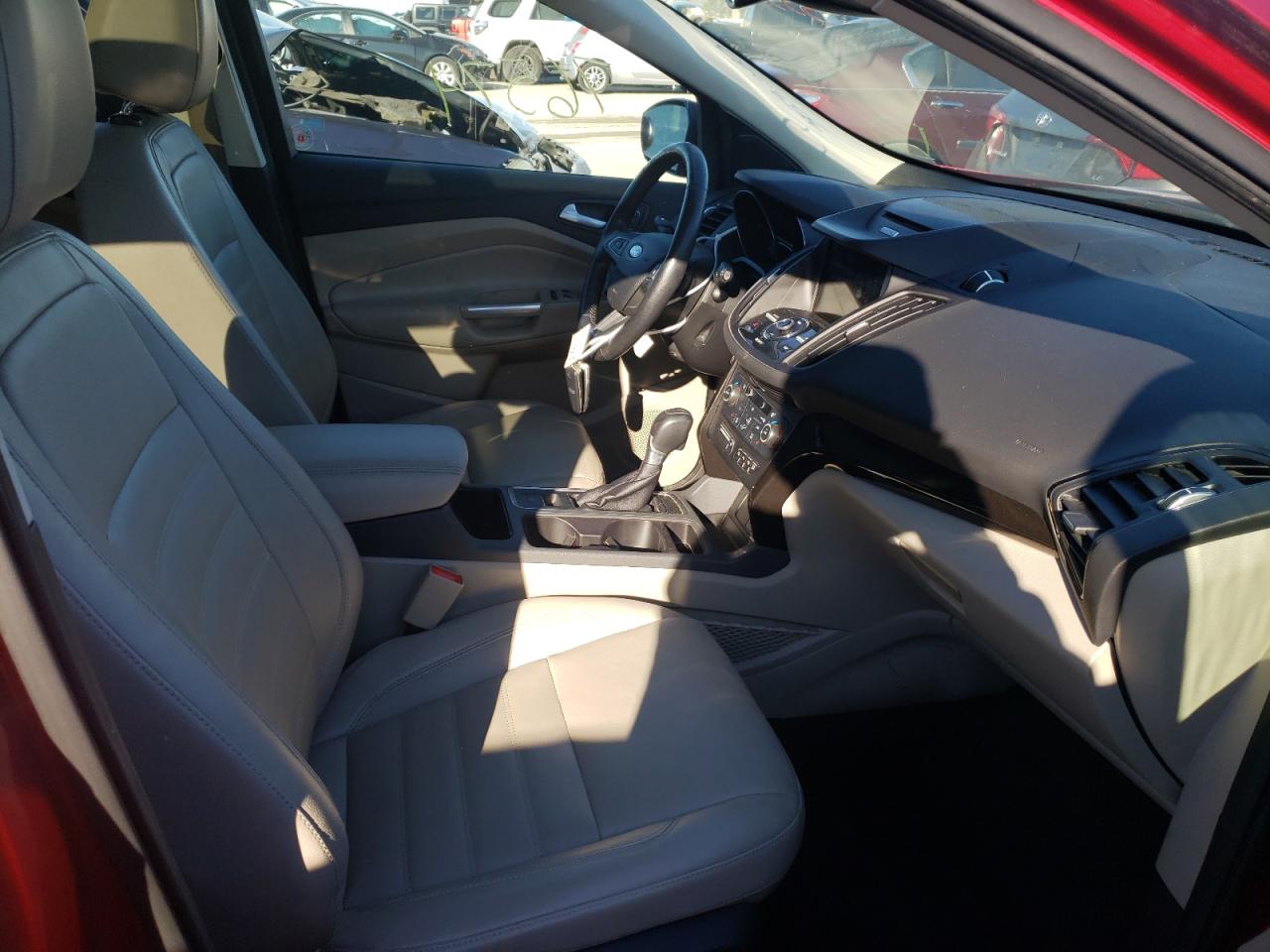 Photo 5 from auction – 2017 FORD ESCAPE TIT with VIN 1FMCU0J96HUD61876