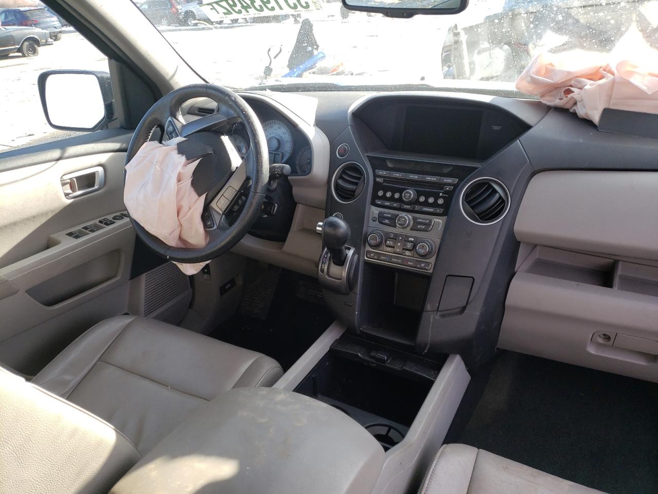 Photo 9 from auction – 2014 HONDA PILOT EXL with VIN 5FNYF4H52EB052831