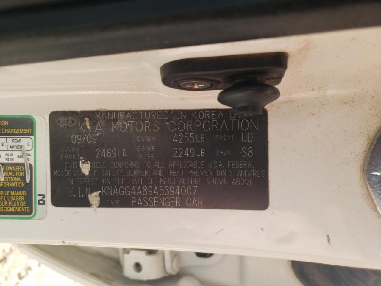 Photo 10 from auction – 2010 KIA OPTIMA LX with VIN KNAGG4A89A5394007
