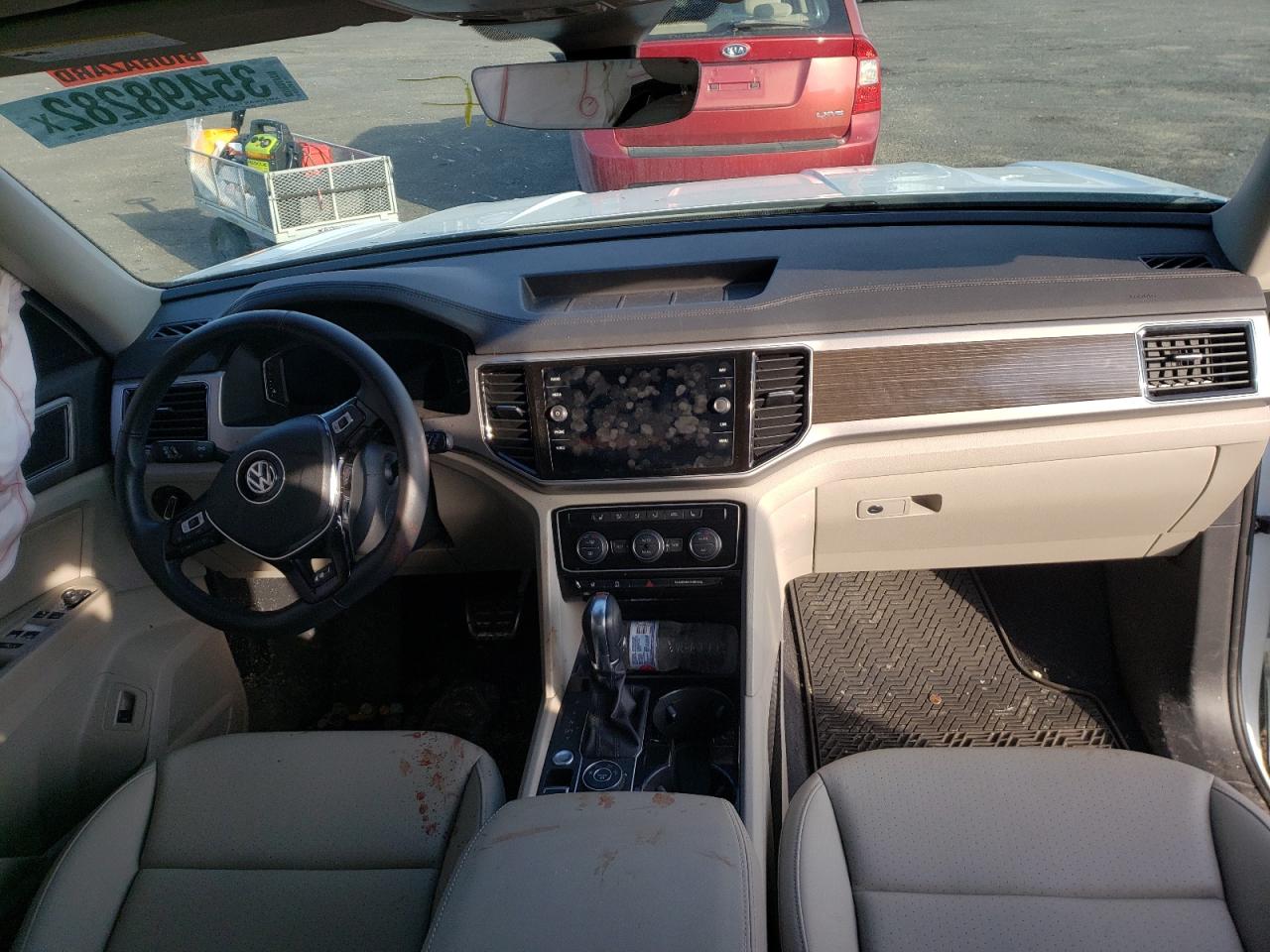 Photo 9 from auction – 2019 VOLKSWAGEN ATLAS SEL with VIN 1V2RR2CA8KC615652