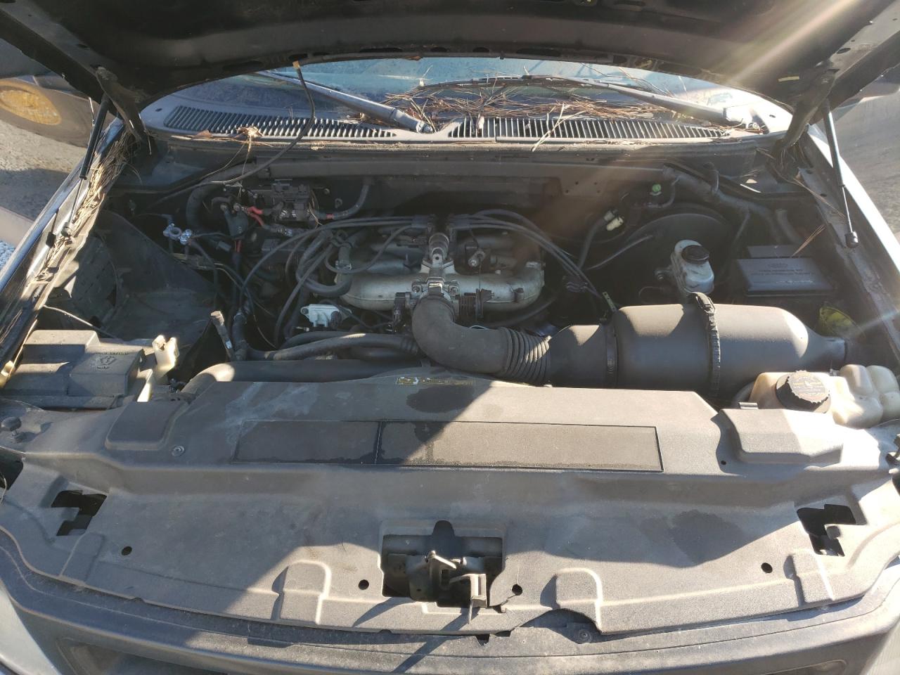Photo 7 from auction – 1997 FORD F150 with VIN 1FTDX1726VKD68043