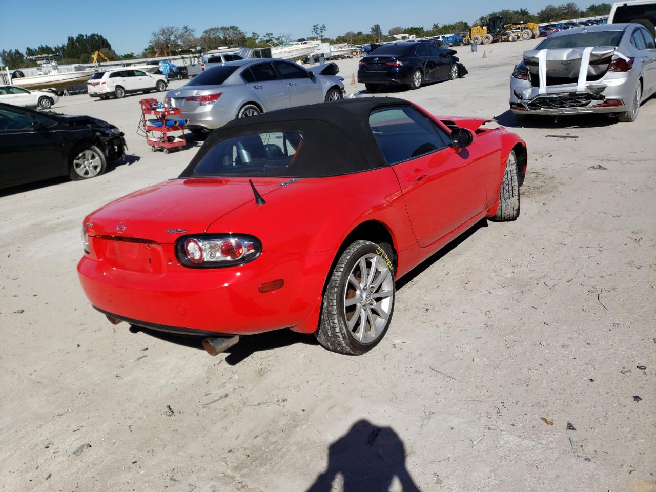 Photo 4 from auction – 2006 MAZDA MX-5 MIATA with VIN JM1NC25F760105455