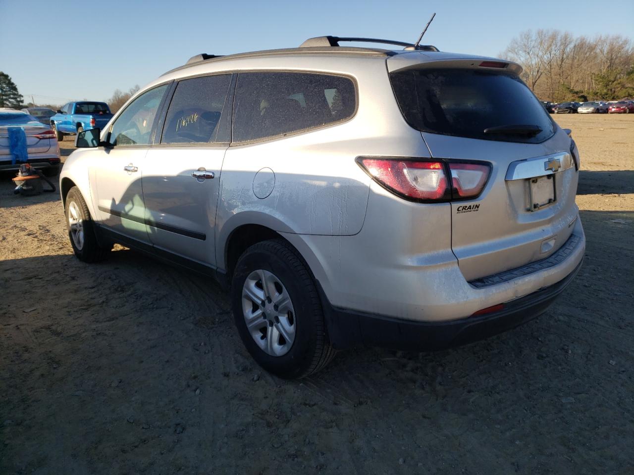 Photo 3 from auction – 2014 CHEVROLET TRAVERSE L with VIN 1GNKRFKD2EJ233260