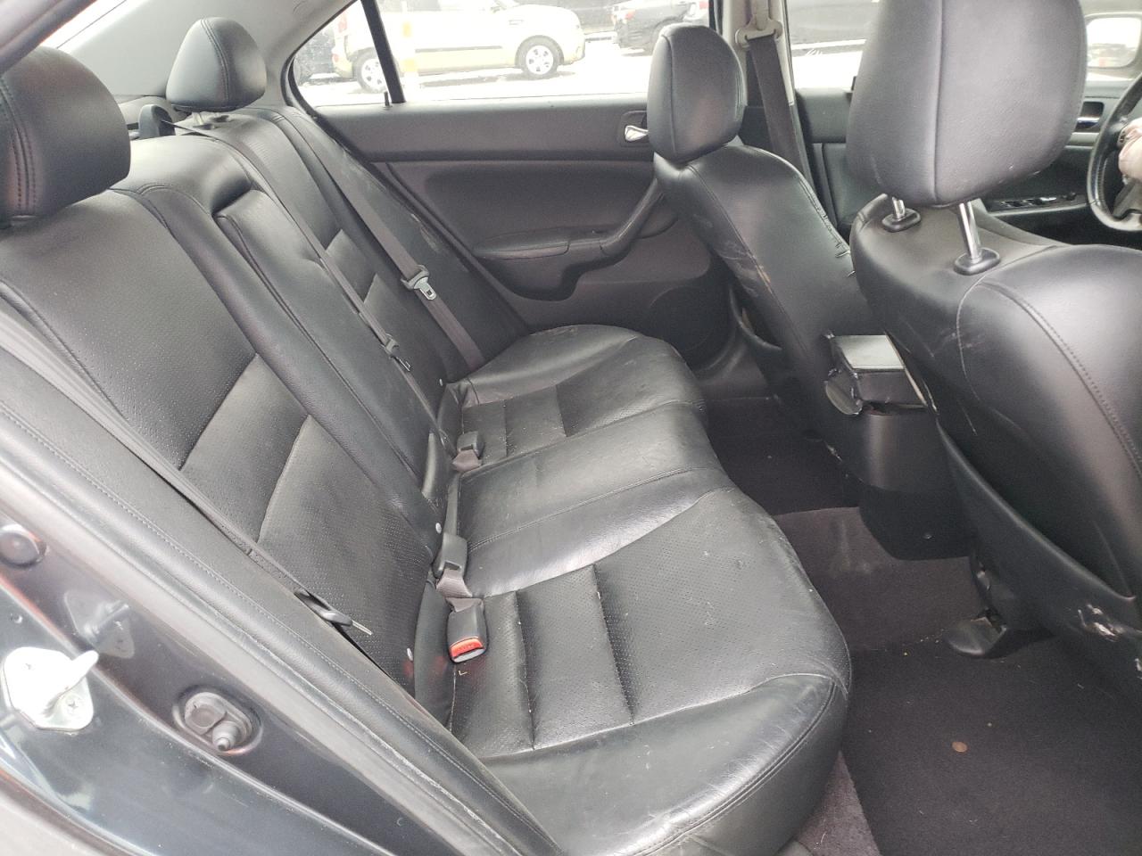 Photo 6 from auction – 2005 ACURA TSX with VIN JH4CL96995C025627