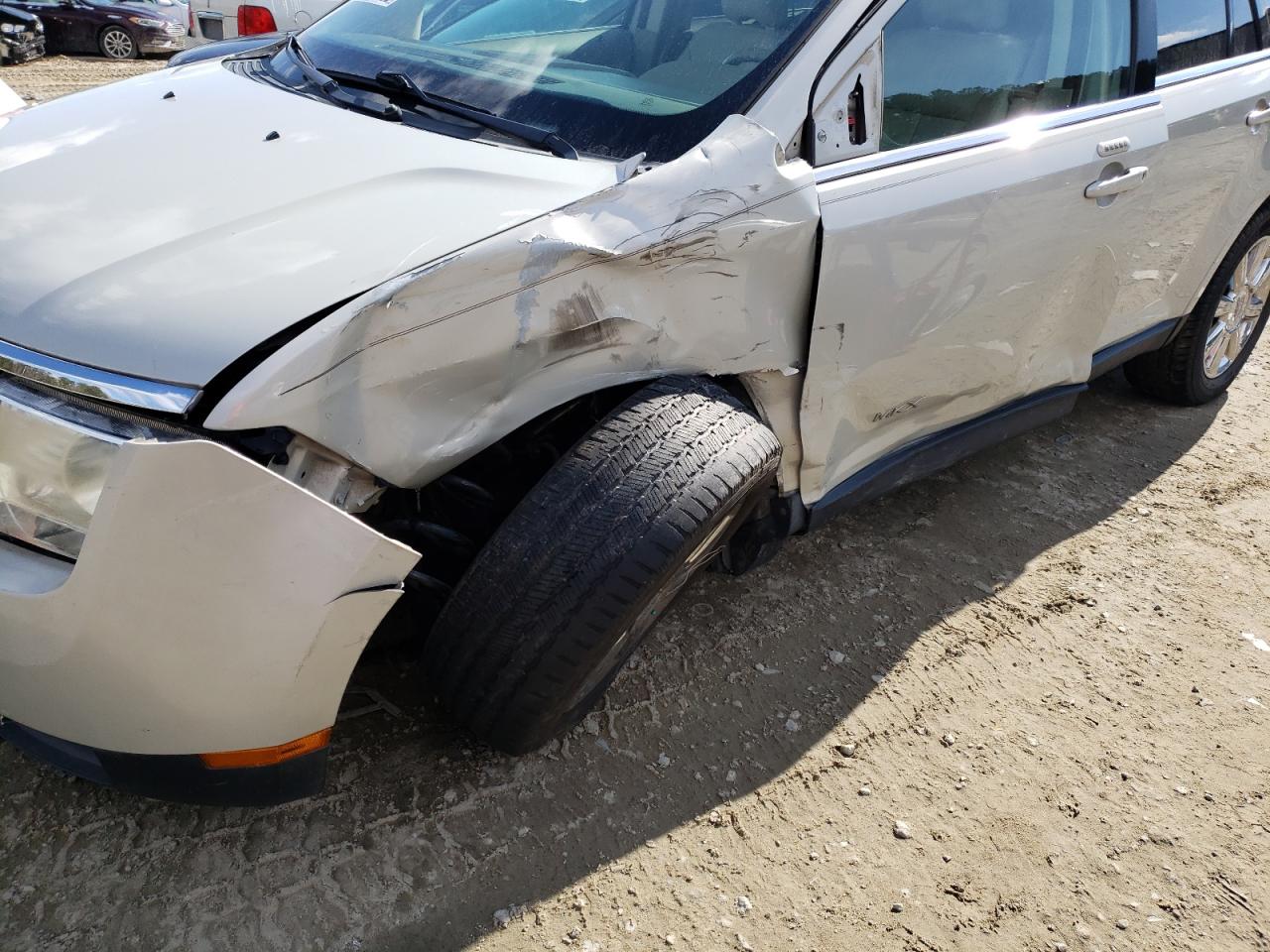 Фото 9 с аукциона – 2007 LINCOLN MKX с VIN 2LMDU88C47BJ03773