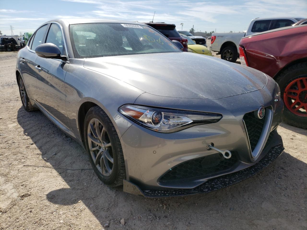 Фото 1 с аукциона – 2018 ALFA ROMEO GIULIA с VIN ZARFAEBN6J7581743