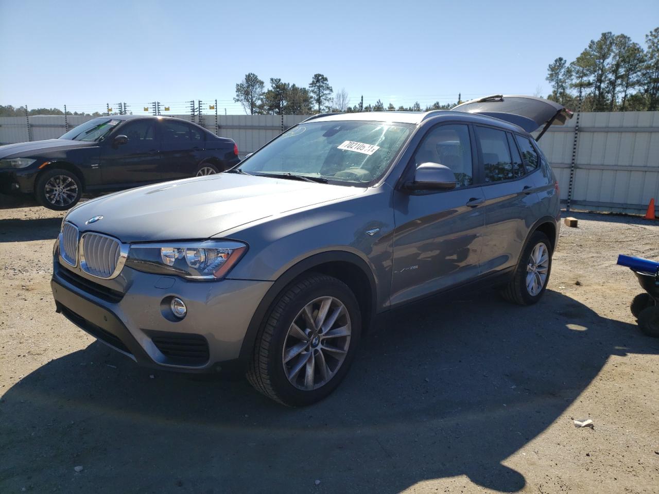 Photo 2 from auction – 2016 BMW X3 XDRIVE2 with VIN 5UXWX9C53G0D65477