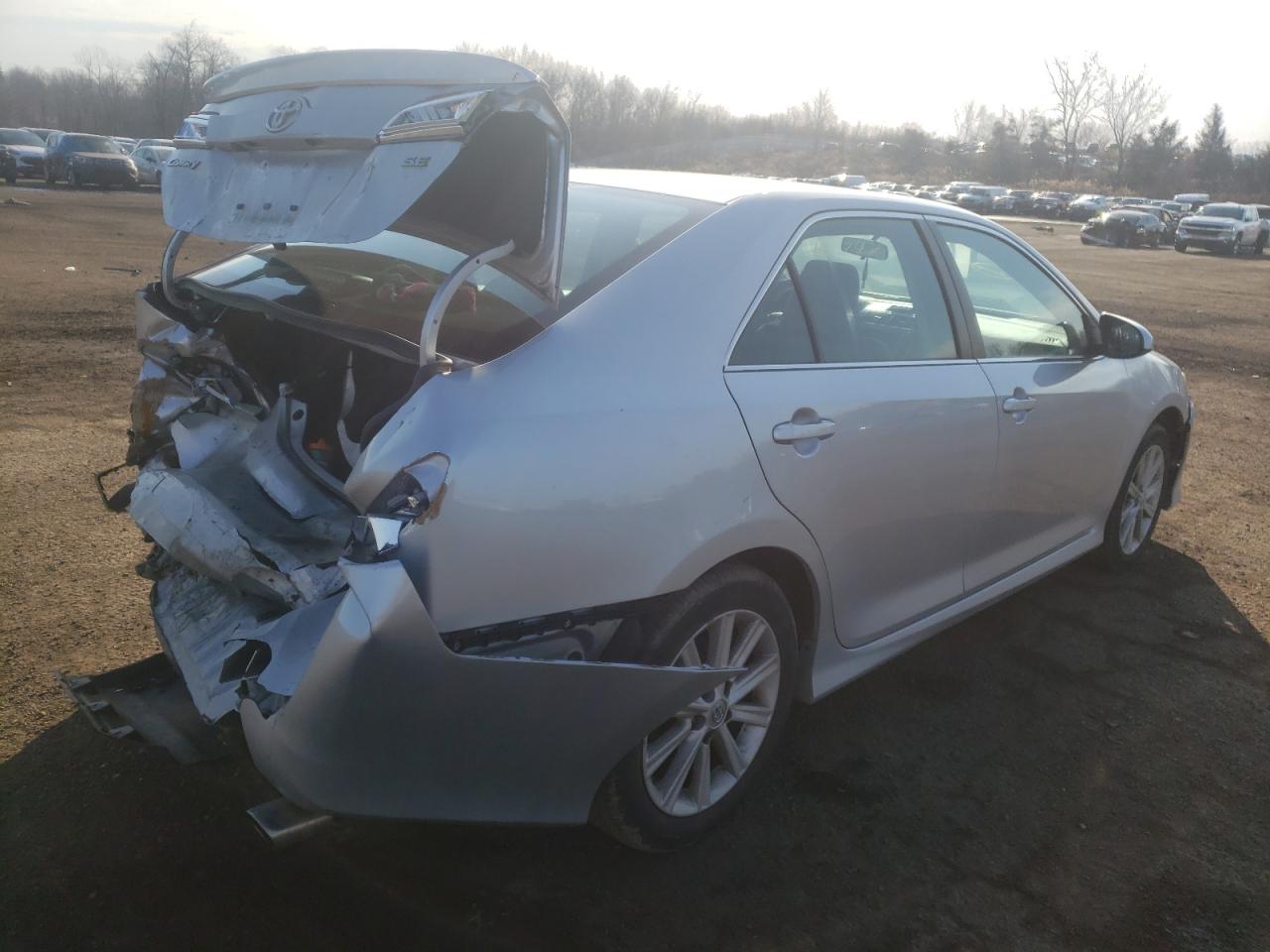 Photo 4 from auction – 2014 TOYOTA CAMRY L with VIN 4T1BF1FK4EU454608