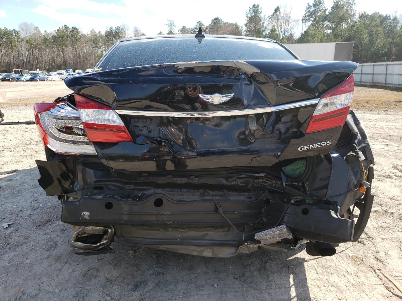 Photo 9 from auction – 2013 HYUNDAI GENESIS 3. with VIN KMHGC4DD7DU248640