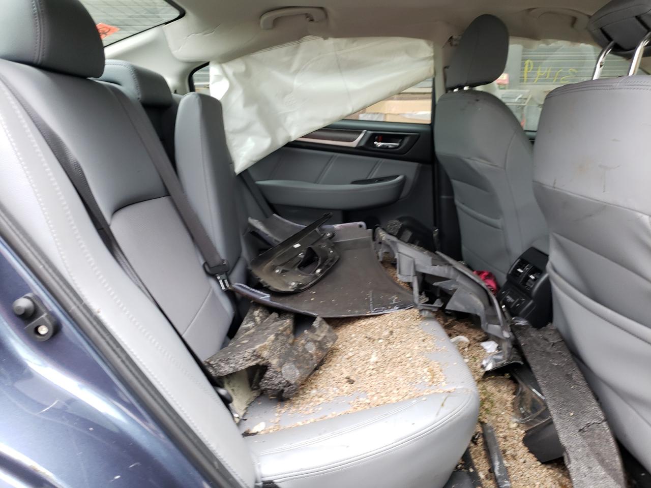 Photo 6 from auction – 2018 SUBARU LEGACY 2.5 with VIN 4S3BNAN64J3027943