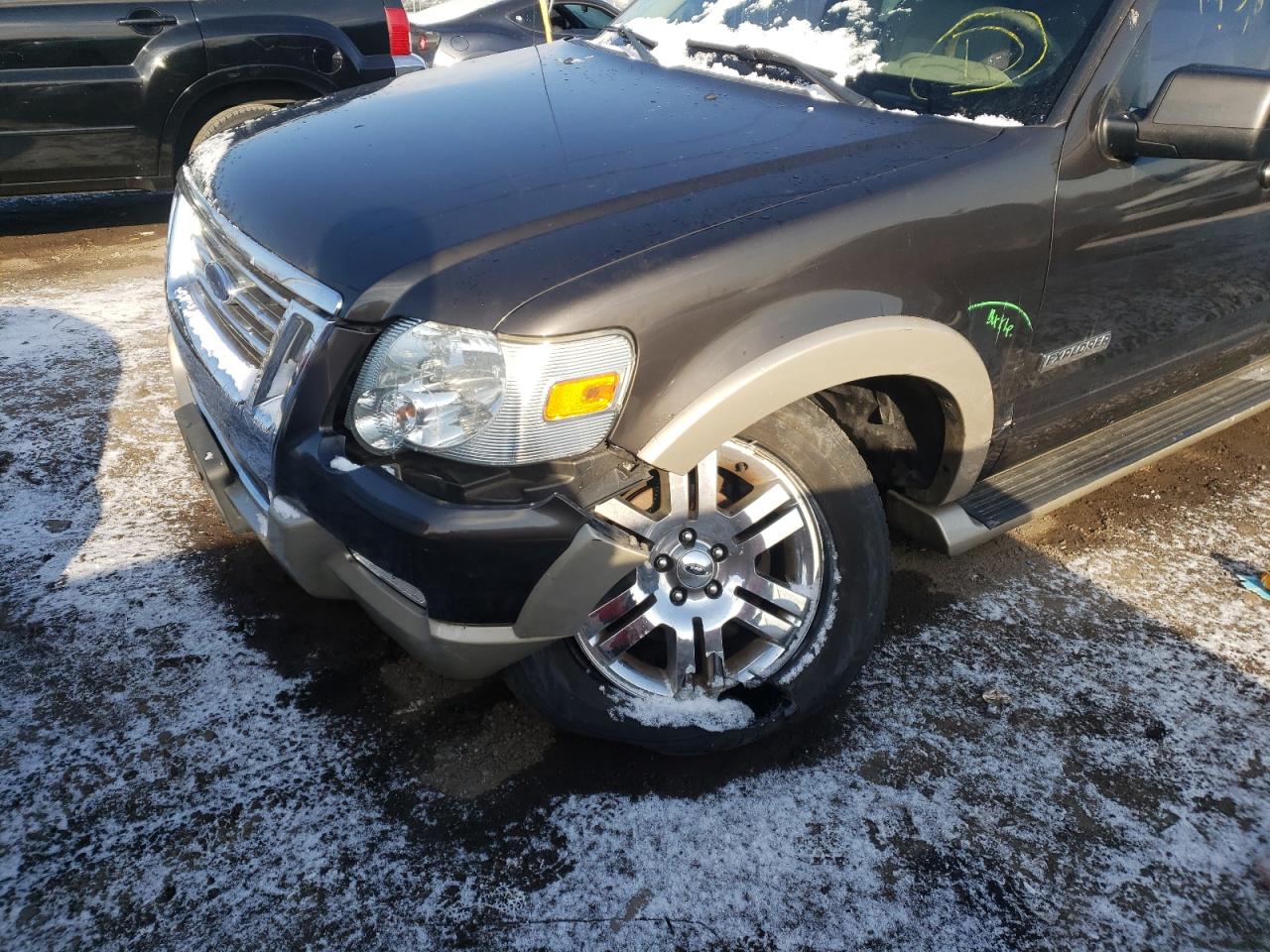 Photo 9 from auction – 2007 FORD EXPLORER E with VIN 1FMEU74E27UB71601