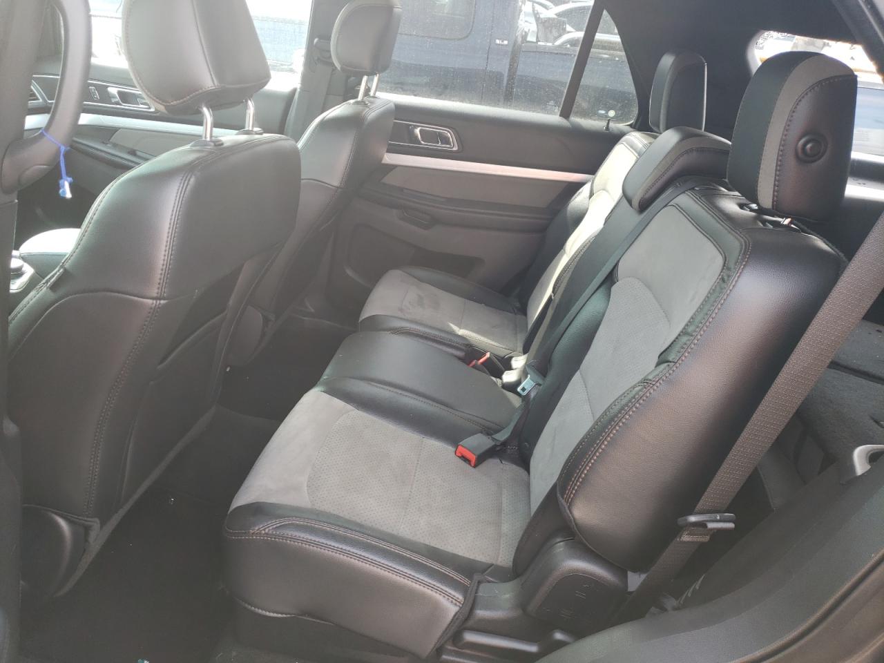 Photo 6 from auction – 2017 FORD EXPLORER X with VIN 1FM5K8D80HGA00853