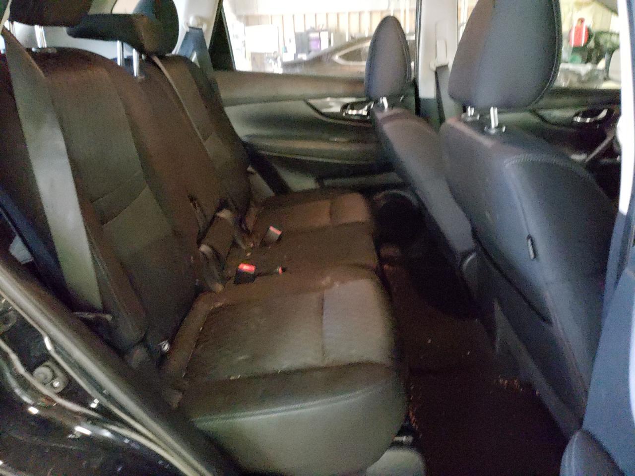 Foto 6 de la subasta – 2018 NISSAN ROGUE S con VIN KNMAT2MVXJP535875