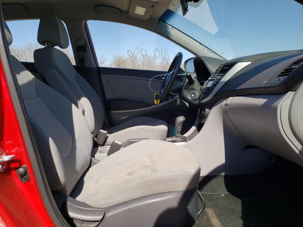 Photo 5 from auction – 2013 HYUNDAI ACCENT GLS with VIN KMHCT5AE3DU080786