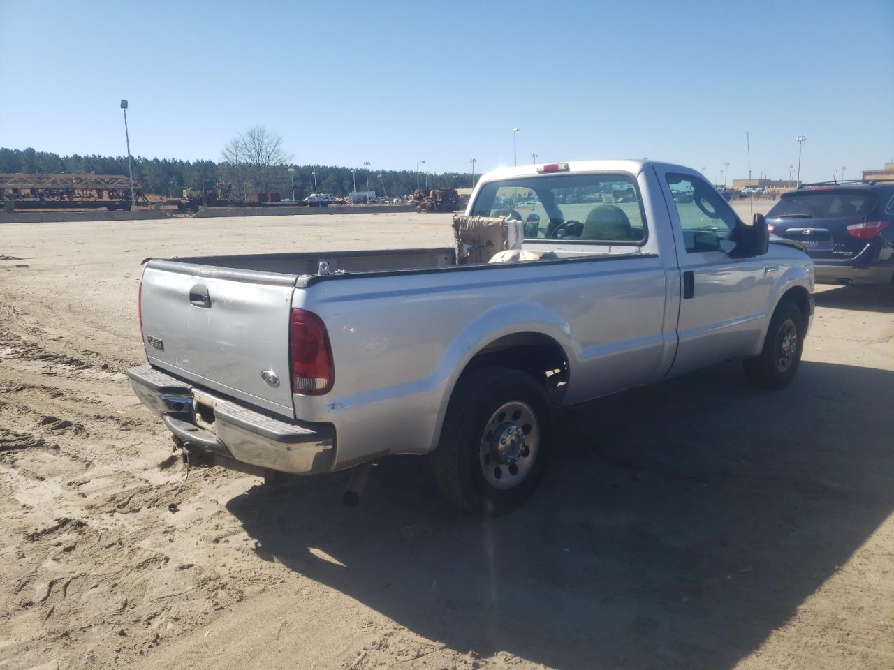 Photo 4 from auction – 2005 FORD F250 SUPER with VIN 1FTNF20505ED09392