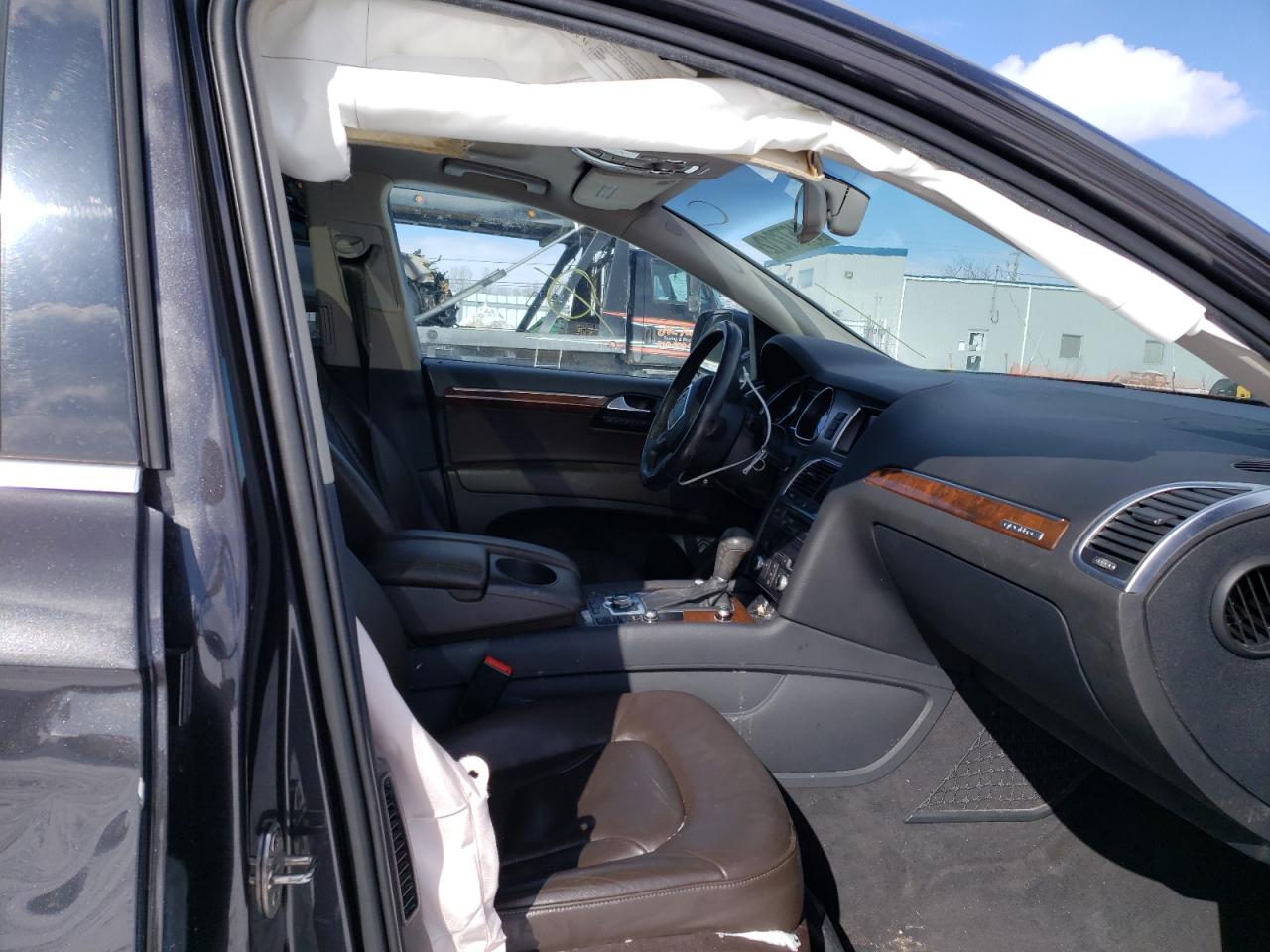 Photo 5 from auction – 2010 AUDI Q7 PREMIUM with VIN WA1JYCFE1AD007545