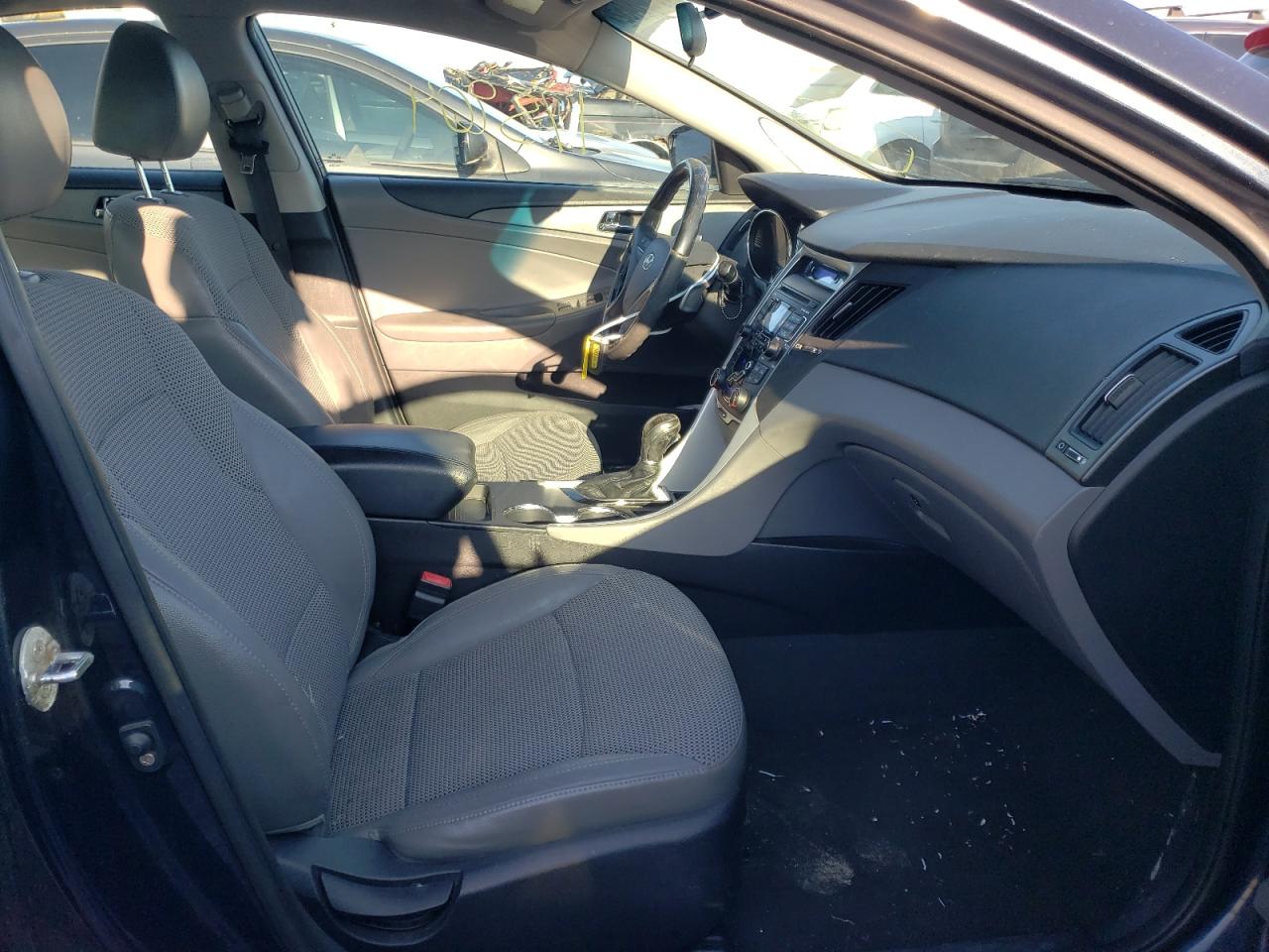 Photo 5 from auction – 2011 HYUNDAI SONATA SE with VIN 5NPEC4ABXBH242708
