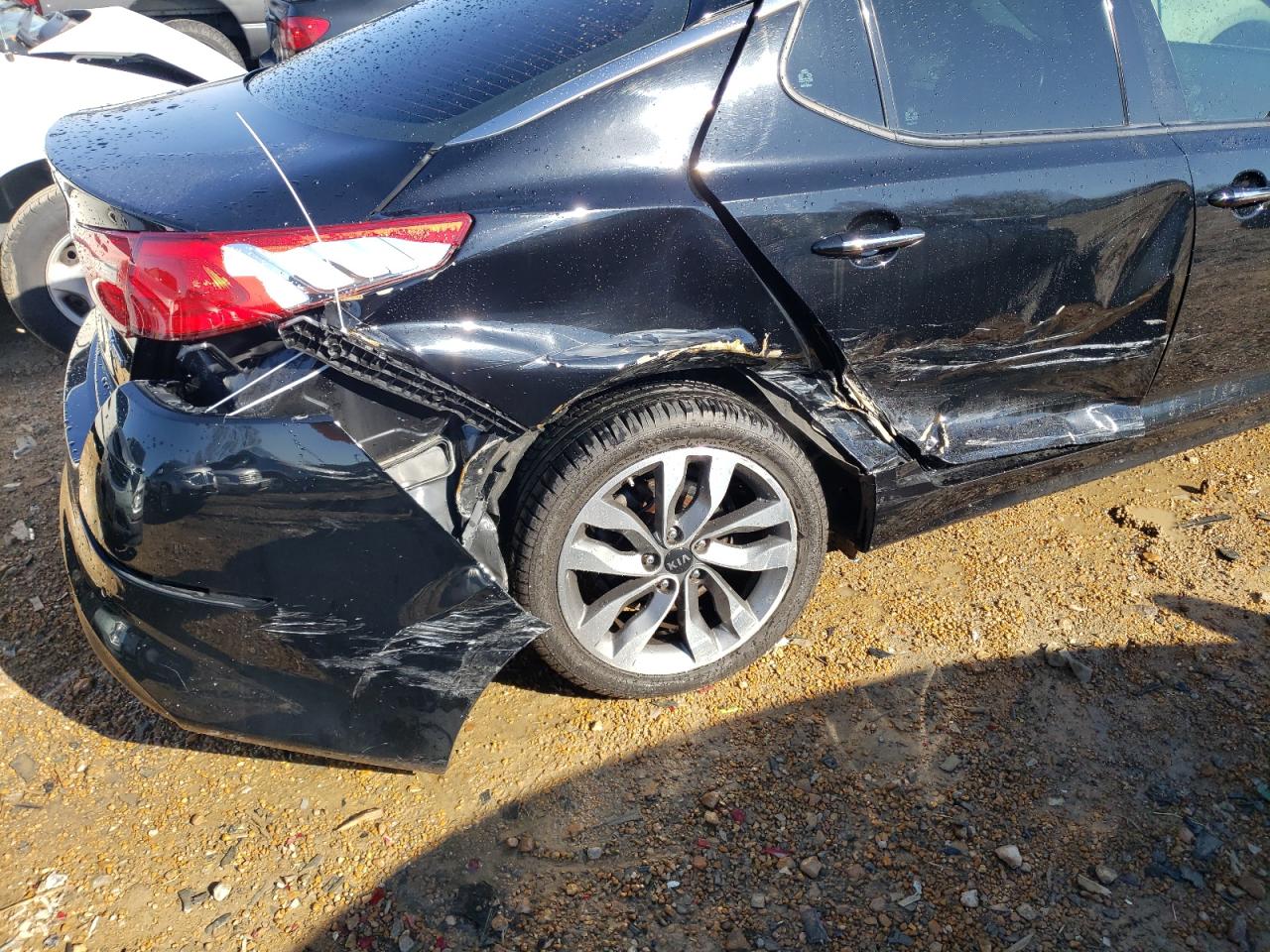 Photo 9 from auction – 2014 KIA OPTIMA SX with VIN 5XXGR4A62EG266124