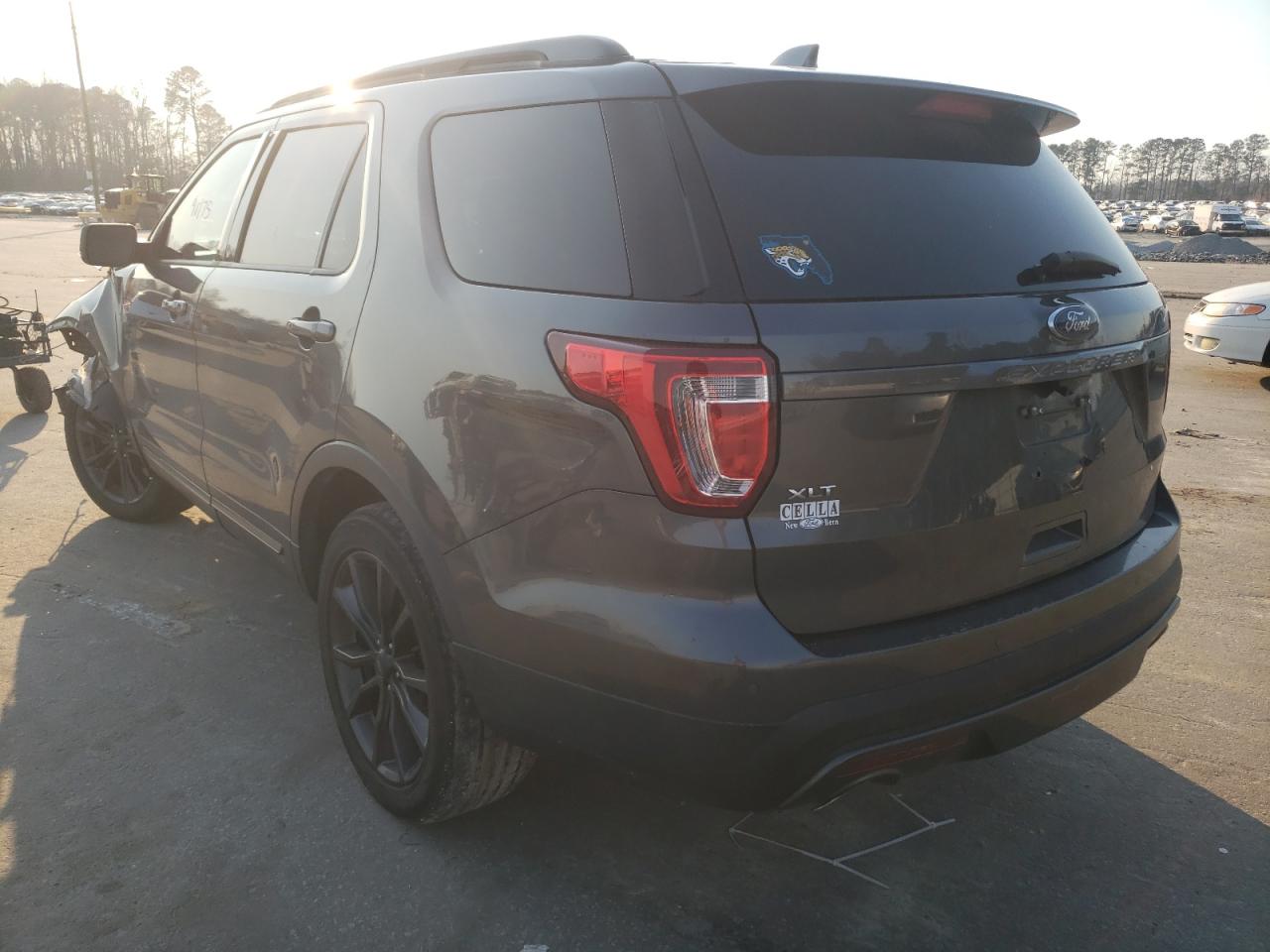 Photo 3 from auction – 2017 FORD EXPLORER X with VIN 1FM5K7D89HGB12402