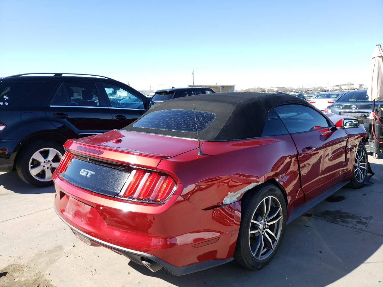 Photo 4 from auction – 2016 FORD MUSTANG GT with VIN 1FATP8FF2G5216843