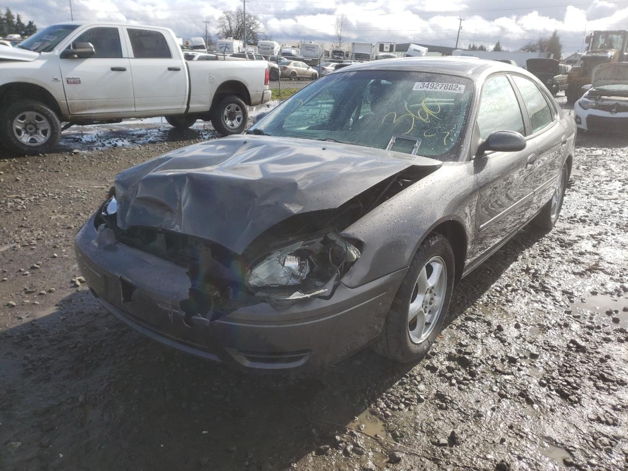 Photo 2 from auction – 2004 FORD TAURUS SES with VIN 1FAFP55S54G112227