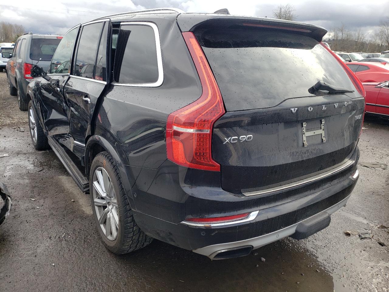 Photo 3 from auction – 2016 VOLVO XC90 T6 with VIN YV4A22PLXG1054997